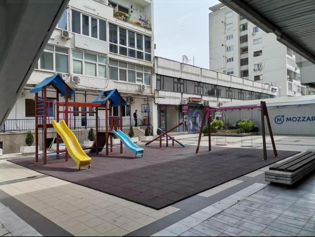 Calla 5 Apartment - Main Square, In The City Shopping Center - Parking Slot With Security And Video Camera Σκόπια Εξωτερικό φωτογραφία