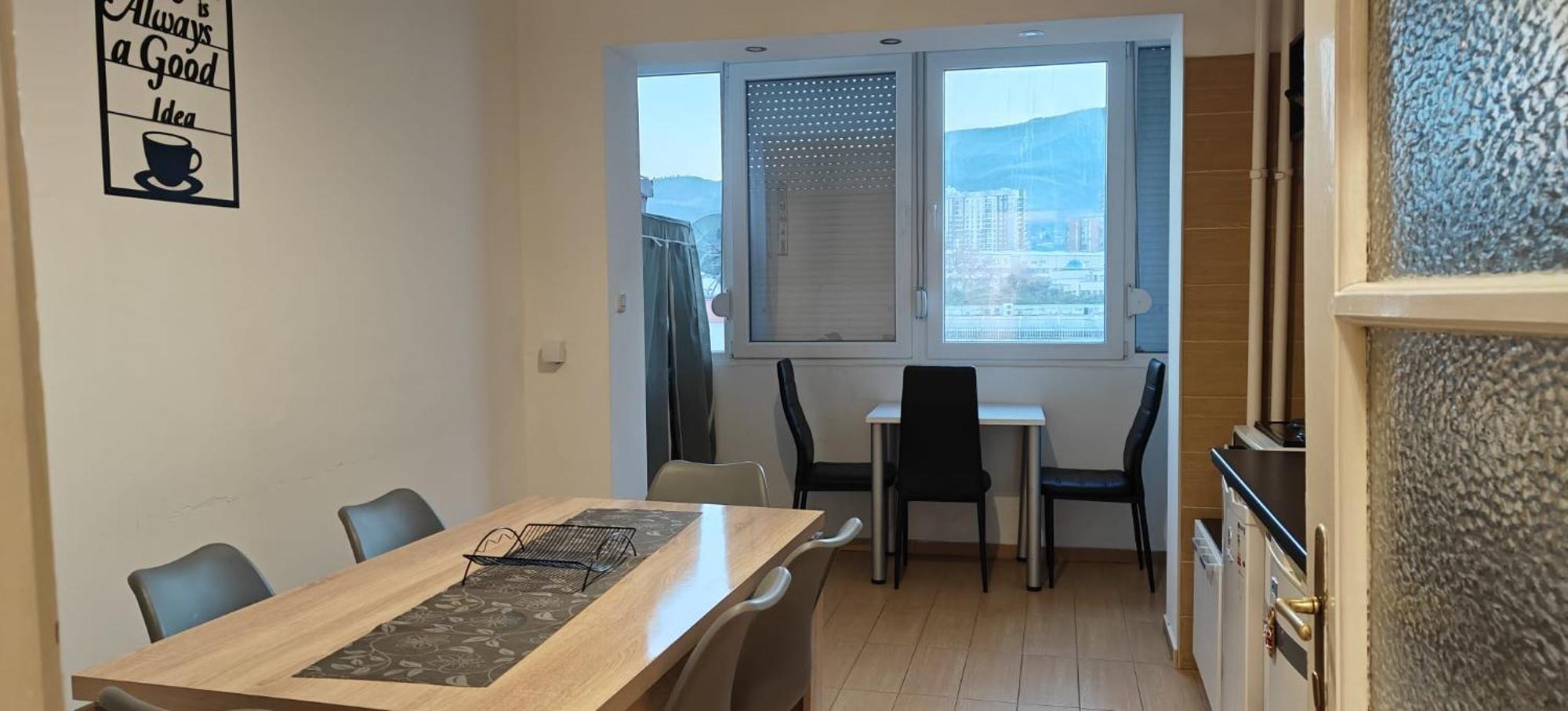 Calla 5 Apartment - Main Square, In The City Shopping Center - Parking Slot With Security And Video Camera Σκόπια Εξωτερικό φωτογραφία